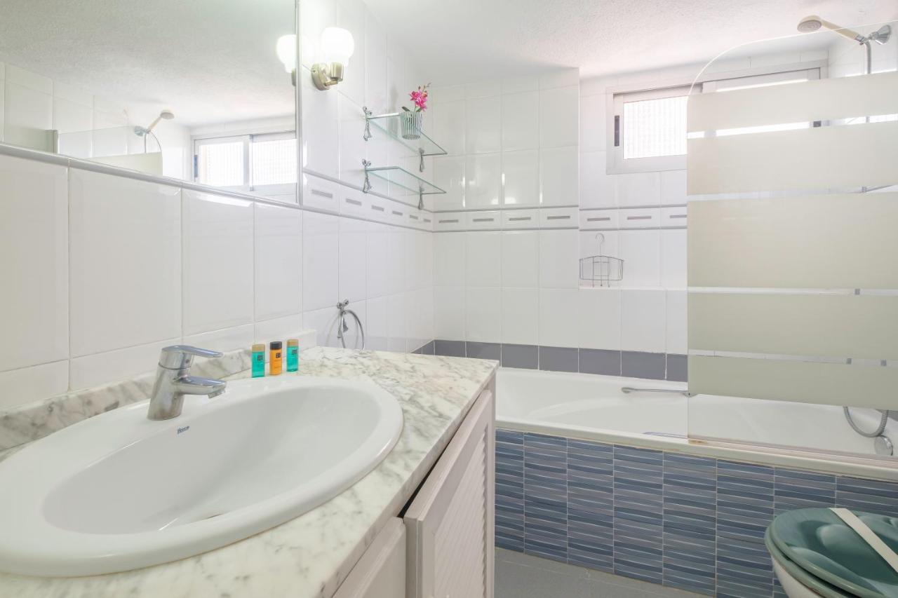 Apartamento En Benidorm A 1A Linea Del Mar Zewnętrze zdjęcie